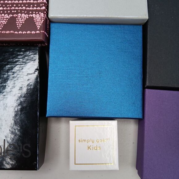 NEW IN BOX 10 Piece Jewelry and Accessory Lot - Picture 16 of 16